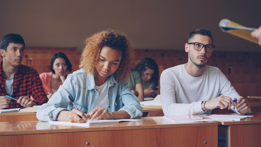 Comment faire un CV étudiant: guide complet