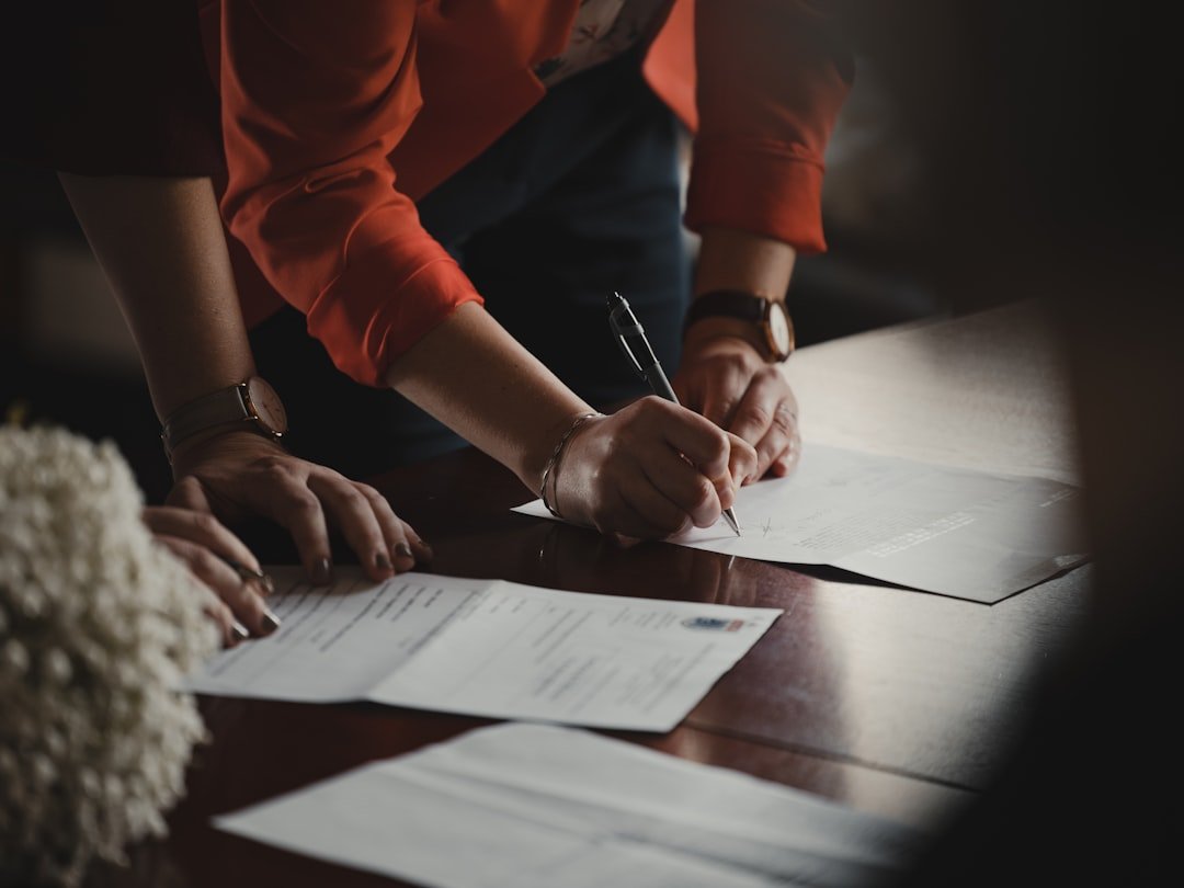 Comment rédiger un contrat de travail efficace